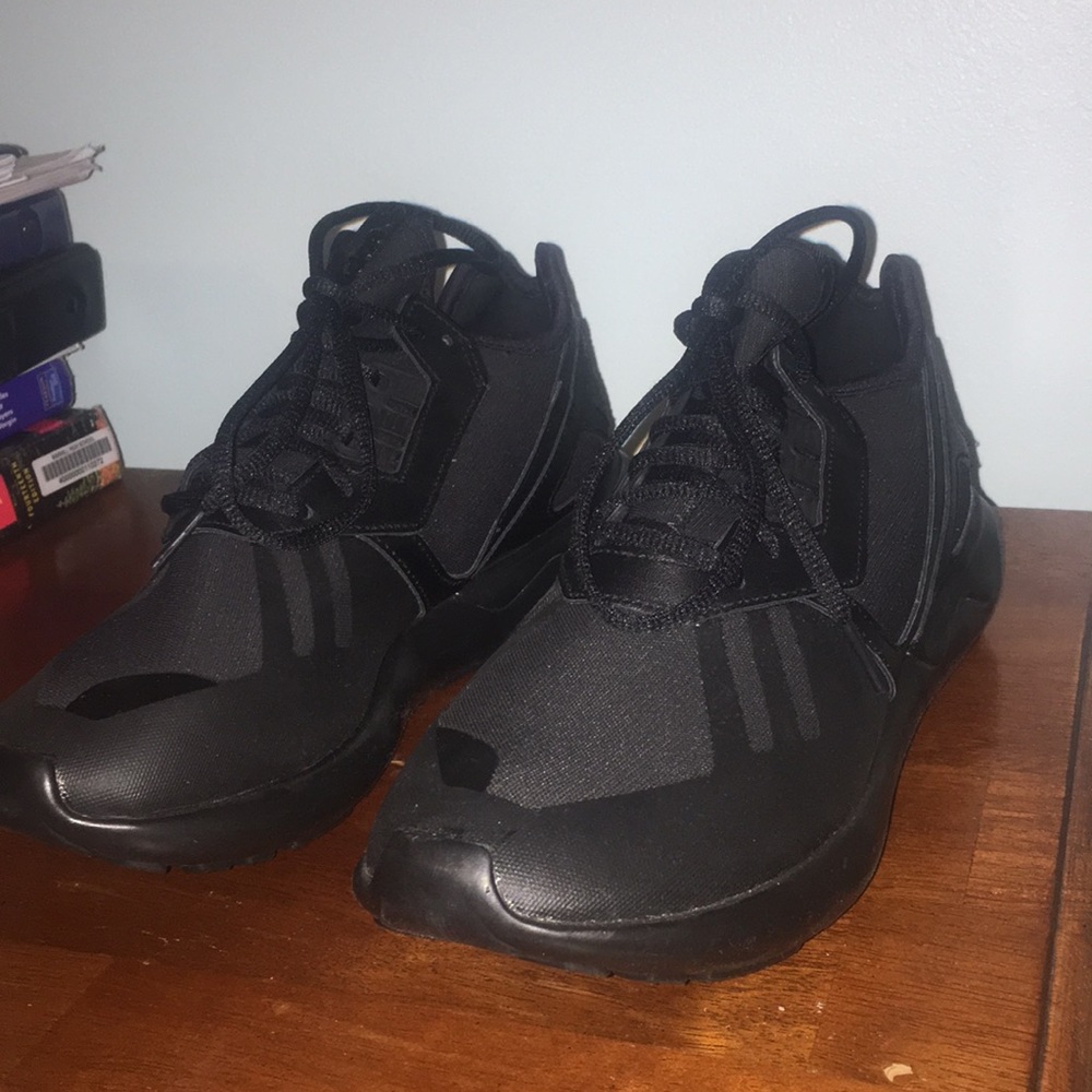 Adidas Sneakers